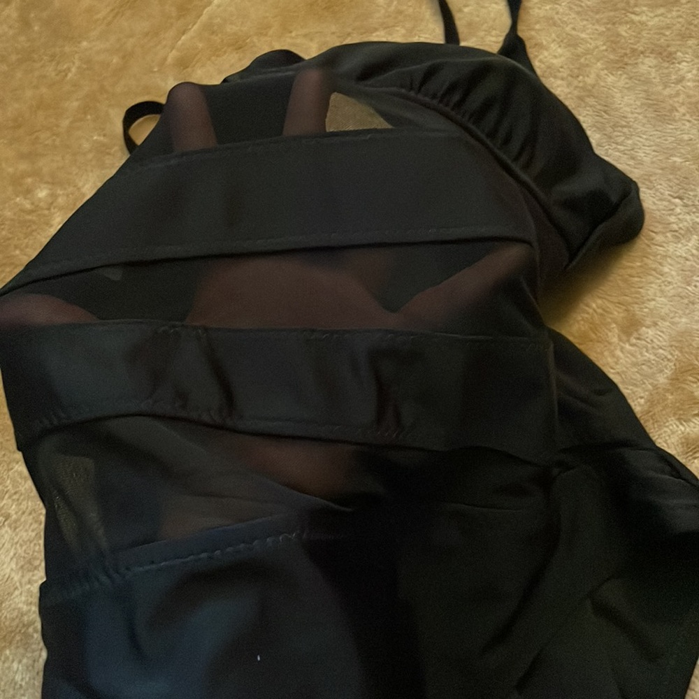 Bathing suit - Picture 3 of 7